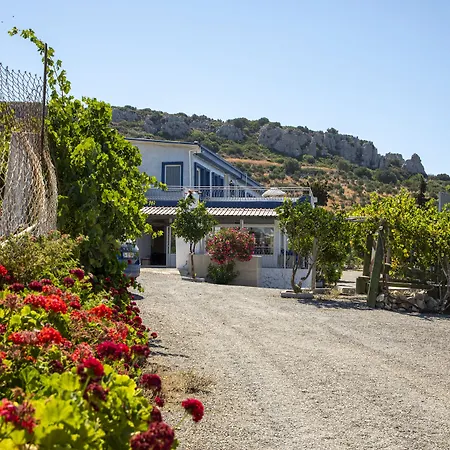 Goeknar Knidos Oasis Nature Hotel 3*